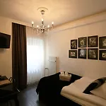 Отель Boutique Yoepuu 4*