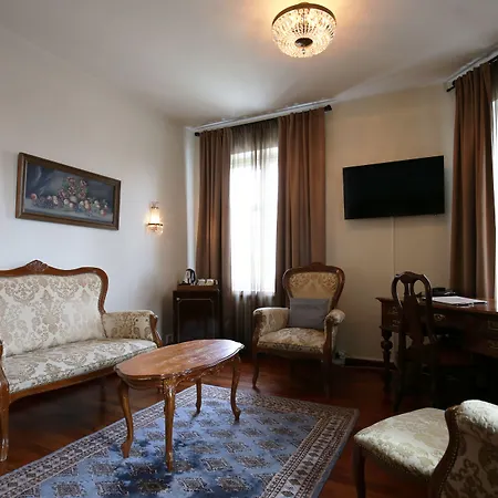 Boutique Yoepuu Отель 4*